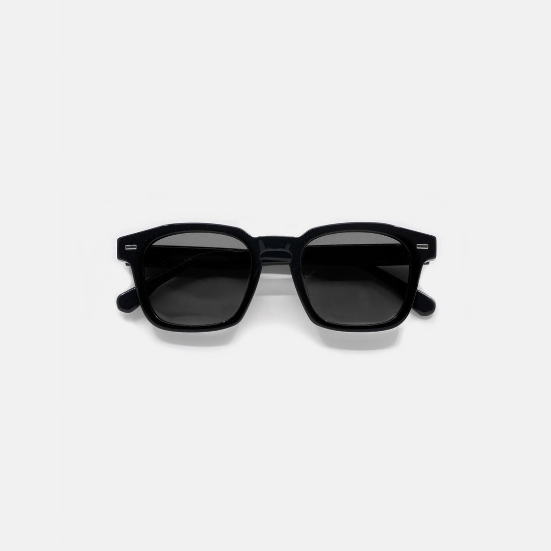 Avenoir | Timeless Designer Sunglasses with Tinted Lenses