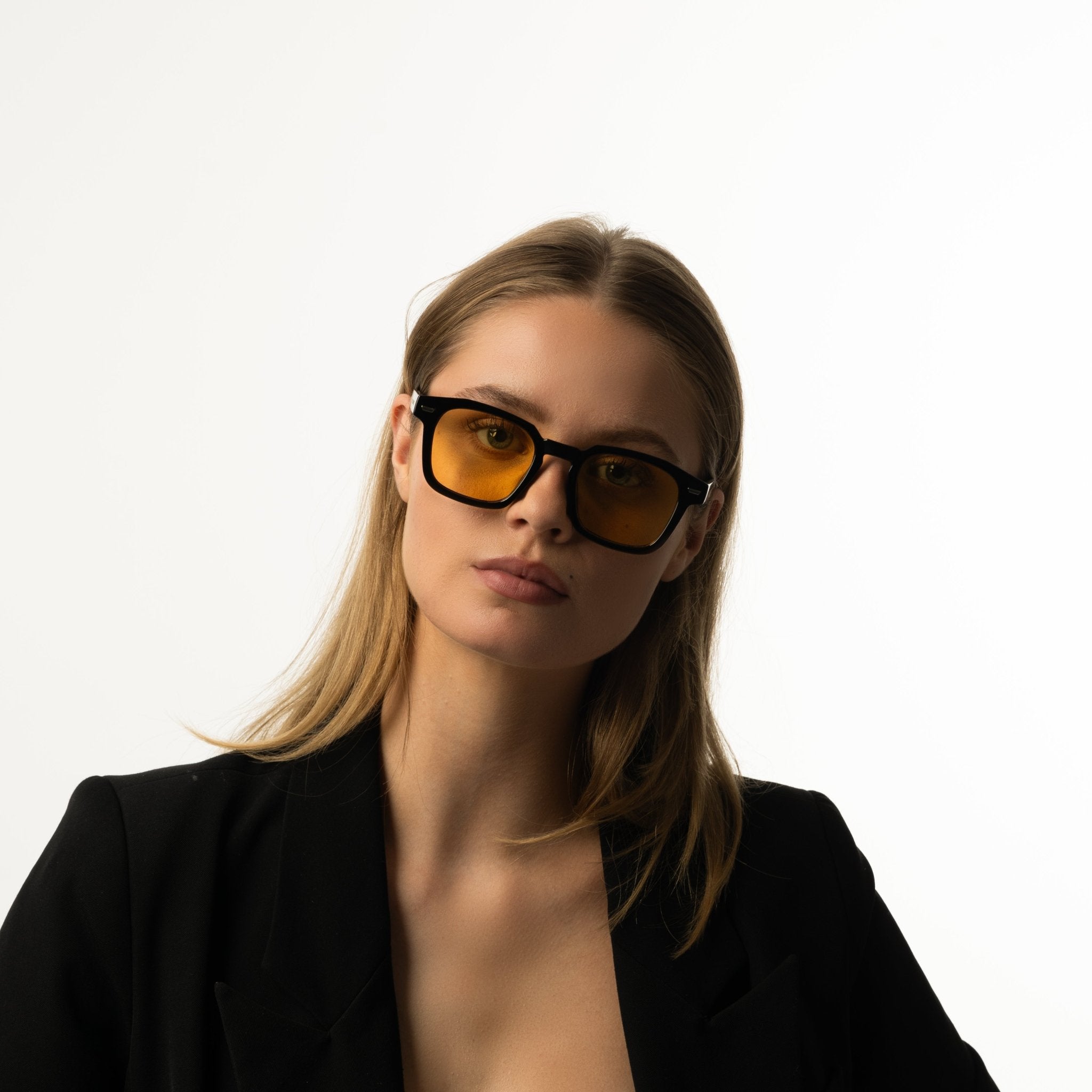 Avenoir | Timeless Designer Sunglasses with Tinted Lenses