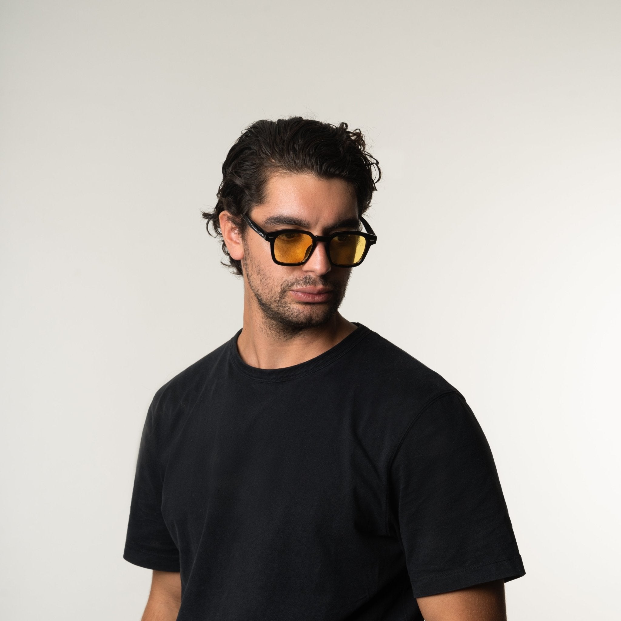 Avenoir | Timeless Designer Sunglasses with Tinted Lenses