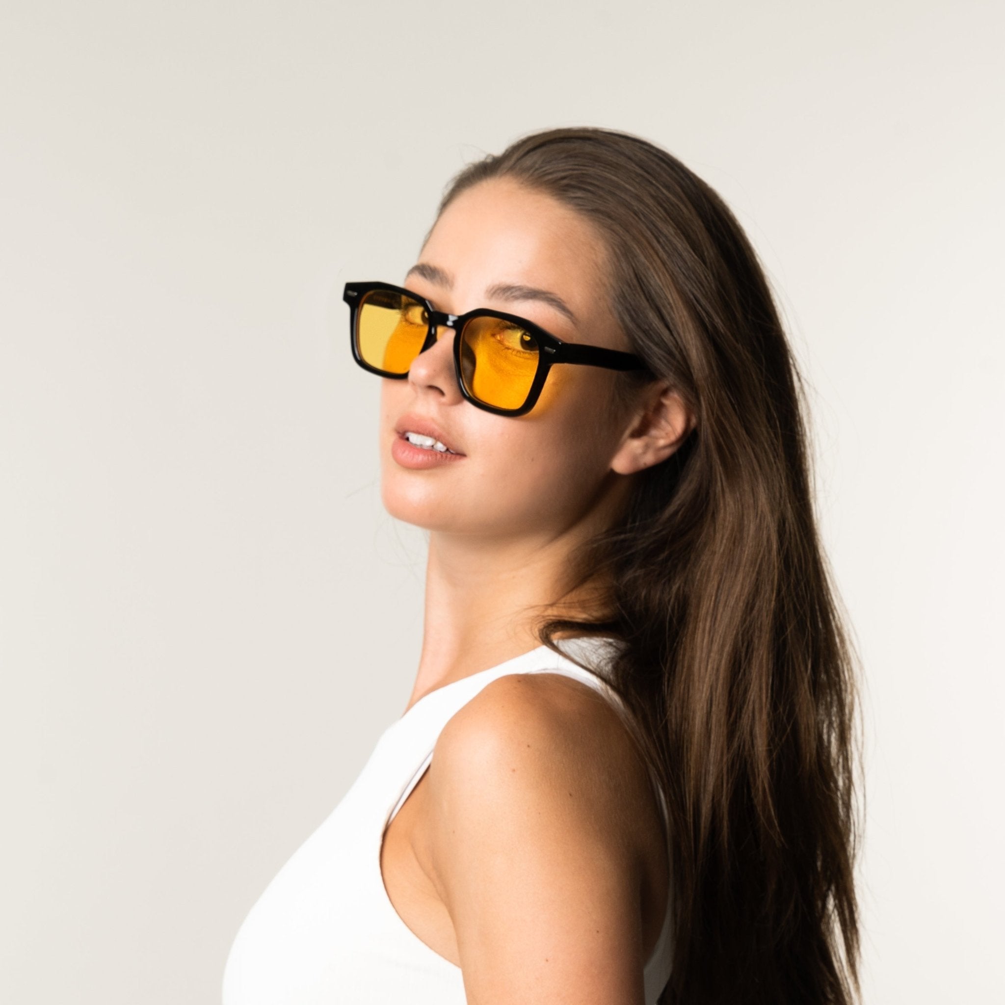 Avenoir | Timeless Designer Sunglasses with Tinted Lenses