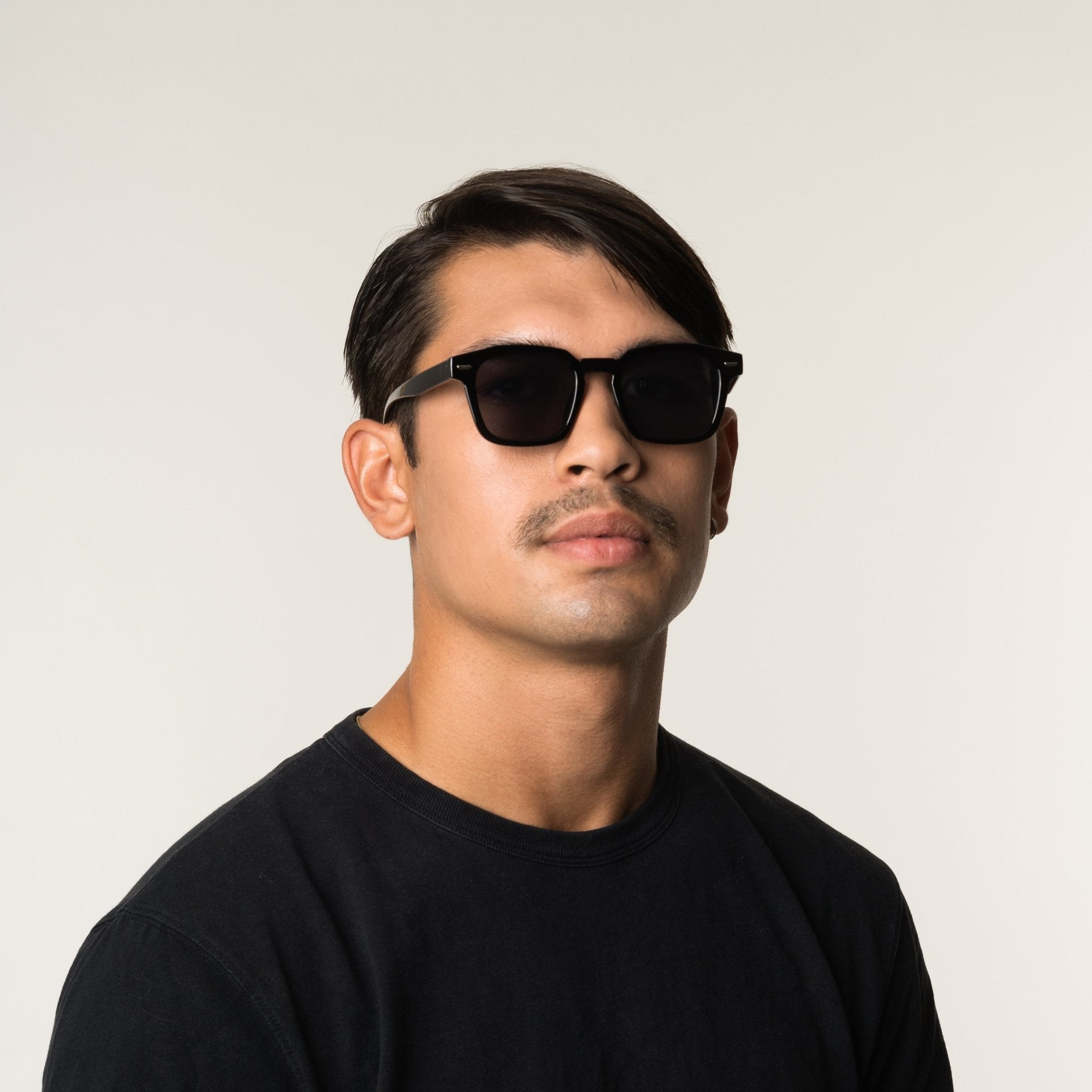 Avenoir | Timeless Designer Sunglasses with Tinted Lenses