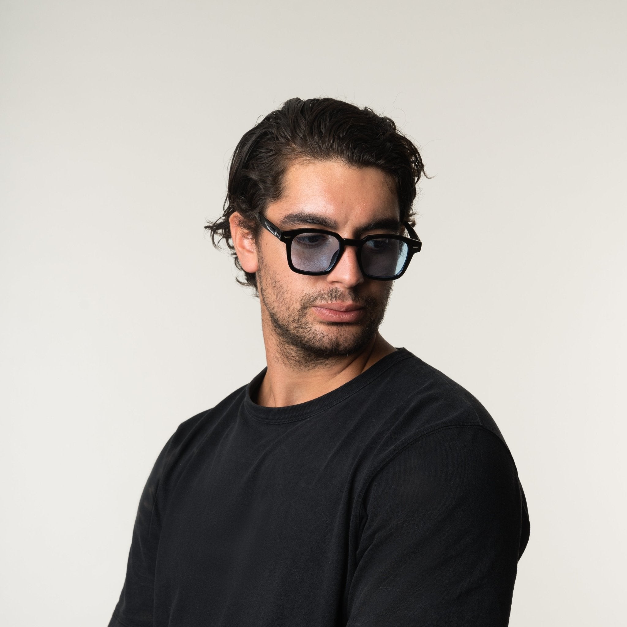 Avenoir | Timeless Designer Sunglasses with Tinted Lenses