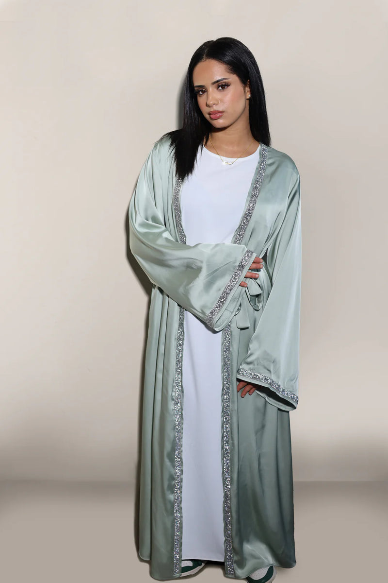 Satin dubai Abaya + weißes Unterkleid